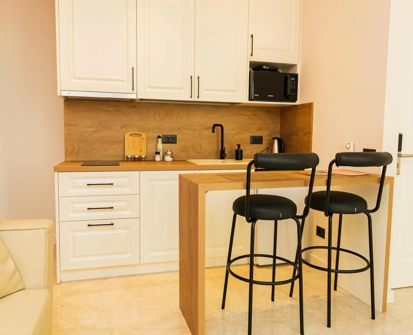 Coral Cane Apartment Tiran Arnavutluk